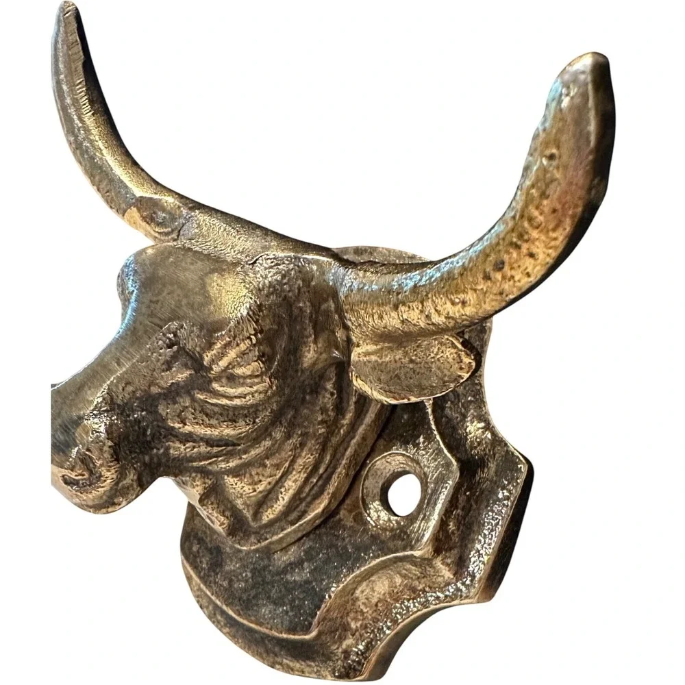 Vintage Style Cast Metal Bull Head Wall Hook Rustic Western Steer Brass Tone